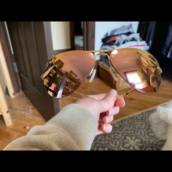 SOLD. Ray-Ban Rose Gold Aviators - Picture 10 of 11